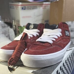 Mens Half Cab Vans Size 10.5 Brand New